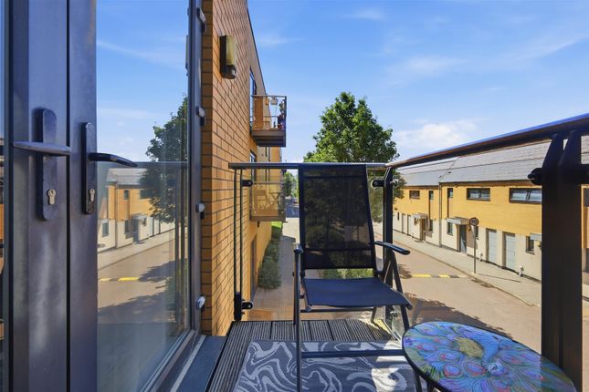 Flat 5 Watson House, 10 Velocity Way, Enfield photo 4
