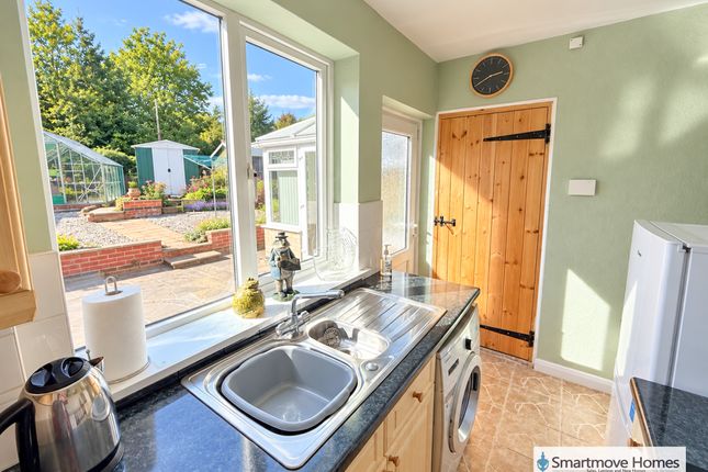 19, Chatsworth Avenue, Matlock photo 2