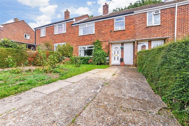 3-bed terraced on Wayside Avenue, Tenterden, £270,000