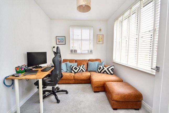 25, Knights Road, Morpeth photo 3