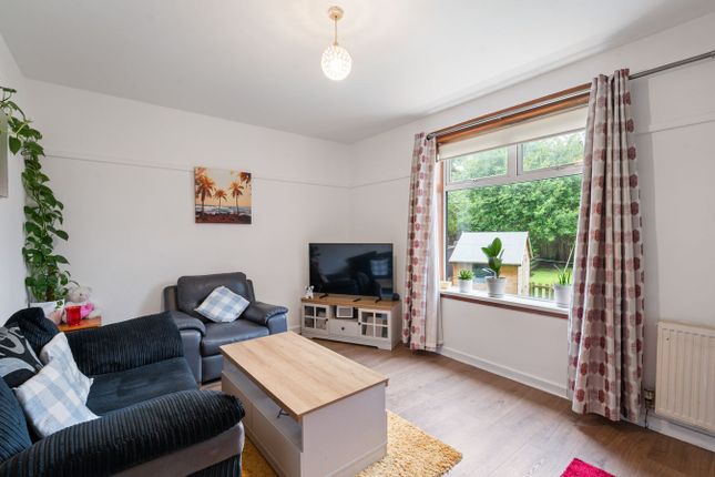 87, Carrick Knowe Avenue, Edinburgh photo 2