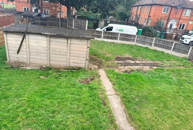 Bracknell Crescent, Nottinghamshire photo 3