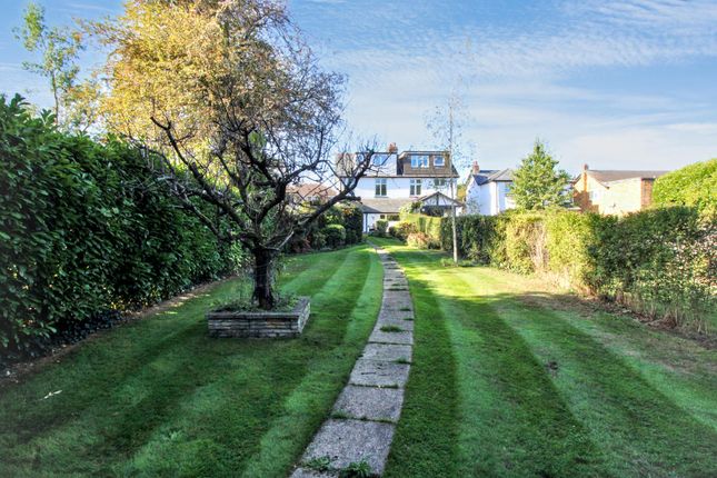 4 St. Johns Road, High Wycombe photo 4