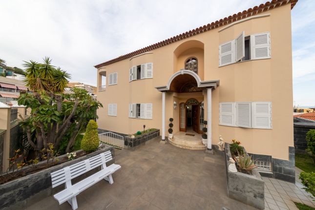 Villa for sale in Street Name Upon Request, Santa Cruz De Tenerife, Es