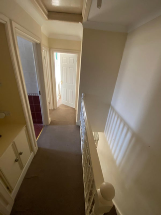 79a, Crowland Avenue, Hayes photo 5
