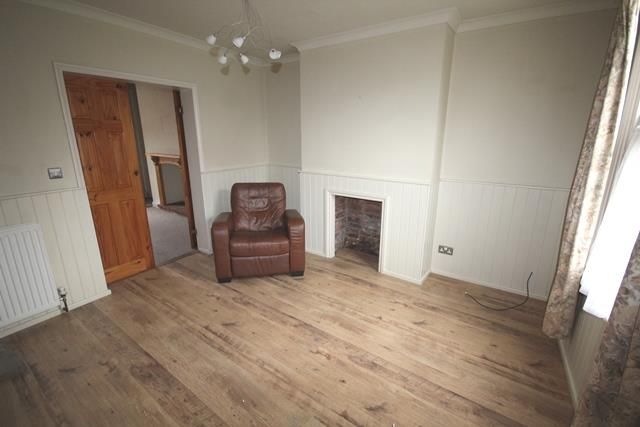 69, Main Street, Selby photo 4