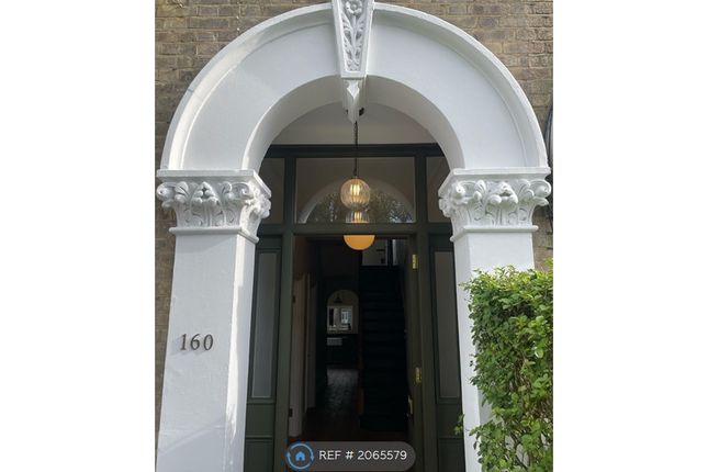 End terrace house to rent in Osborne Road, London