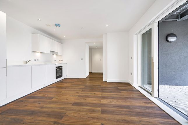 Bedroom Apartment Furnished Flats To Rent In Brackenfell Semi