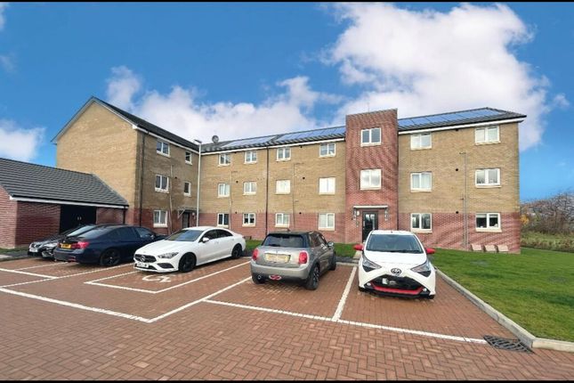 Thumbnail Flat for sale in Thornbank Crescent, Falkirk