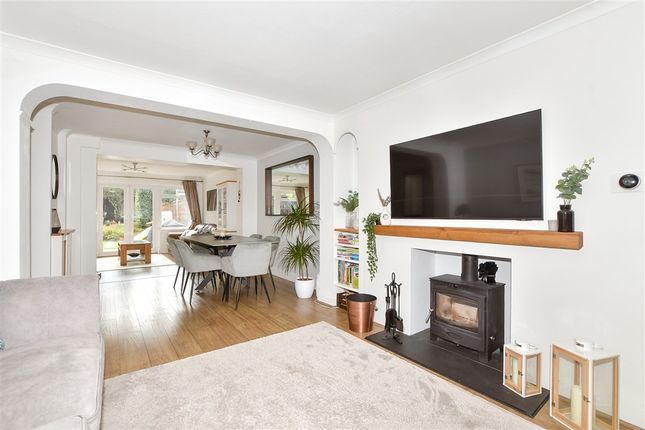 Sherwood Walk Furnance Green, Crawley photo 4