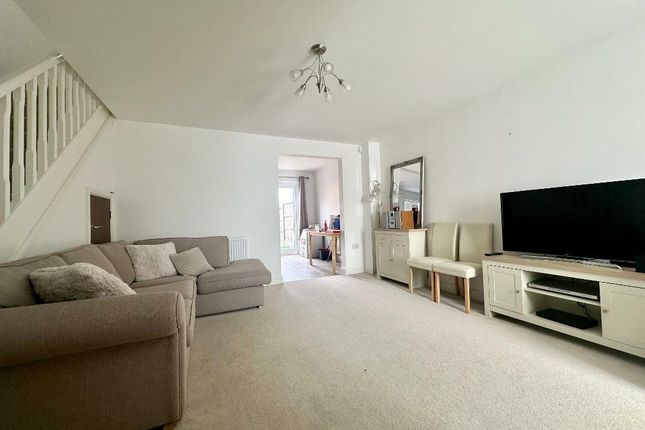 End terrace house for sale in Meadow Road, Bedford