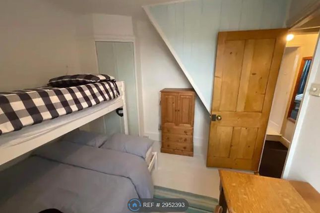 Stanley Road, Emsworth  Hants photo 5