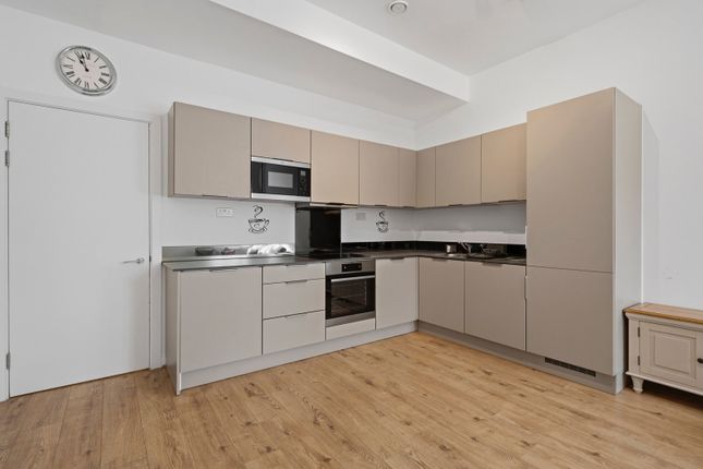 8, Pennington Gardens, Cheadle photo 4