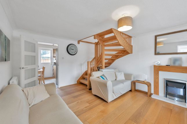 65 Weston Way, Newmarket photo 2