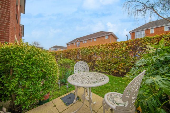 6, Catherine Court, Sopwith Road, Eastleigh photo 4
