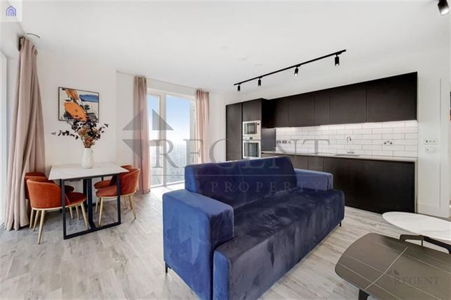 8, Flat 3306, Portal Way, London photo 2