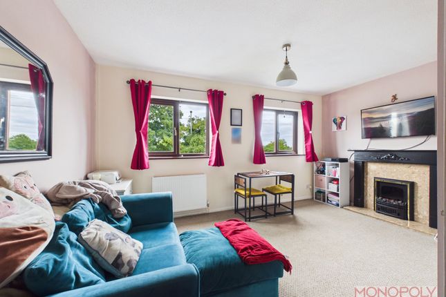4 The Millyard Chester Road, Wrexham photo 2