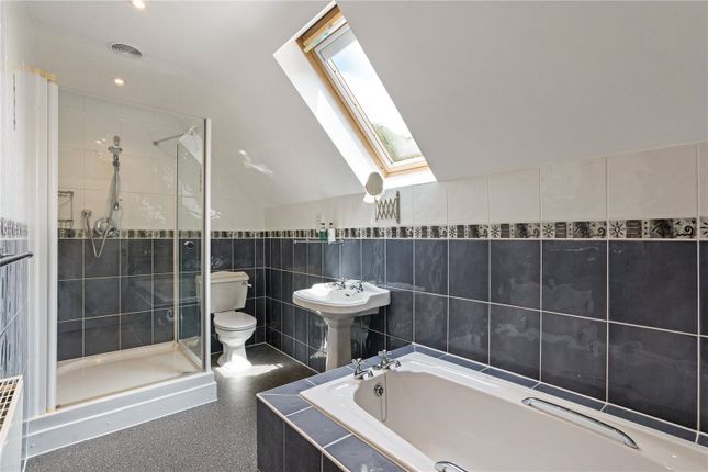 En Suite 2