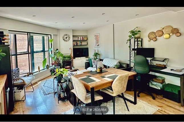 Living Room - Facing Out