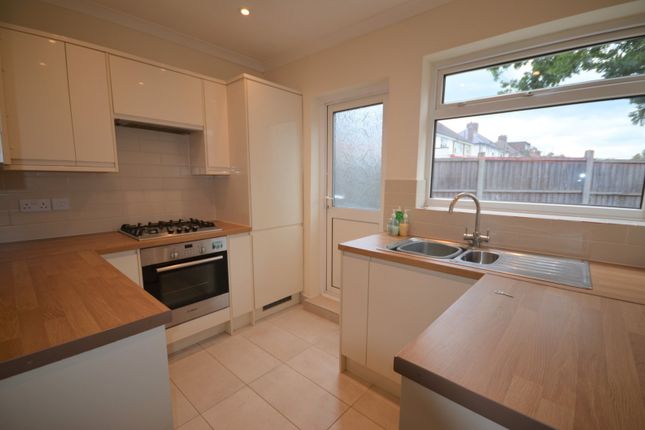 6, Vernon Court, Vernon Drive,, Stanmore photo 2