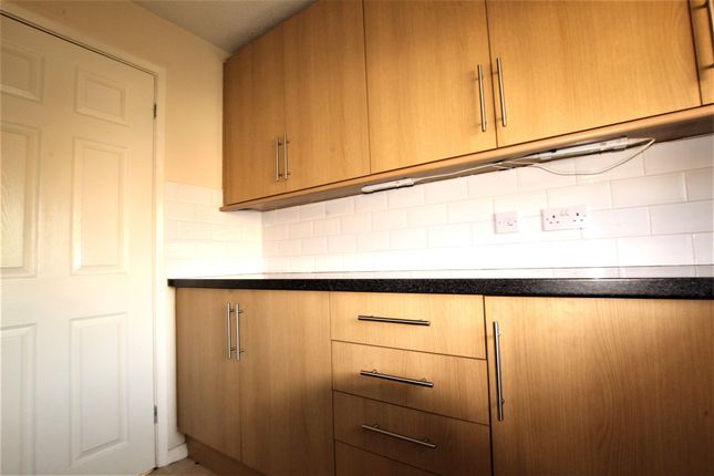 195 Chapel Road, Sheffield photo 4