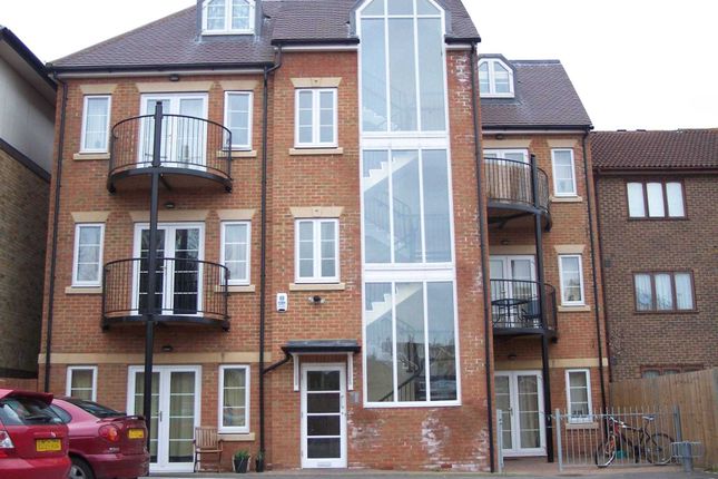 Flat for sale in High Street, Addlestone