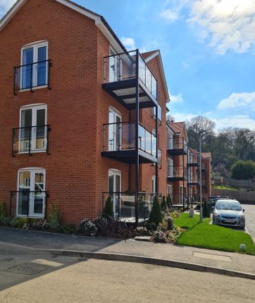 Thumbnail Flat to rent in St Peters House, Catteshall Court, Godalming