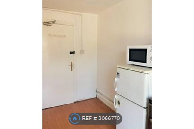 Flat, Brockley Road, London photo 5