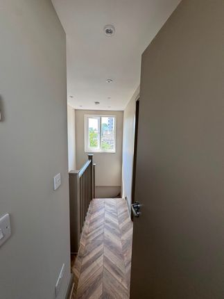 Sperling Road, London N17 photo 3