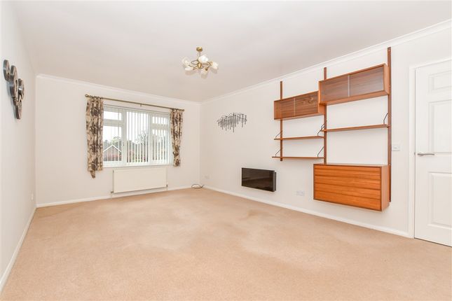 Chester Avenue, Hawkenbury photo 4