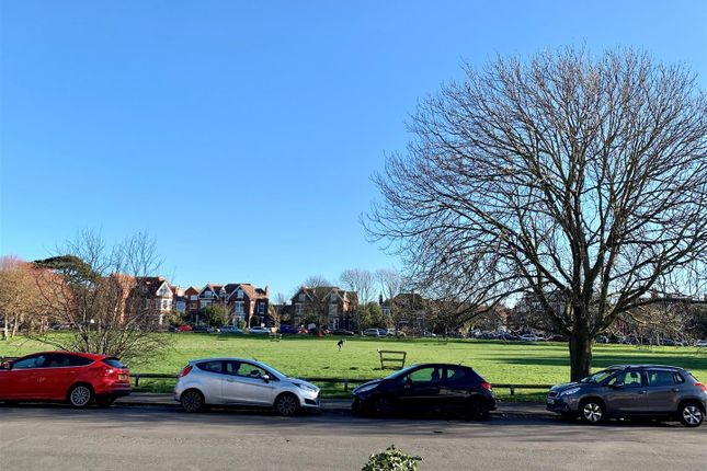 Flat 10, The Stetson, 8, St. Catherines Road, Littlehampton photo 2