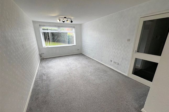 20 Victoria Court,, Stocks Park Drive, Bolton photo 2
