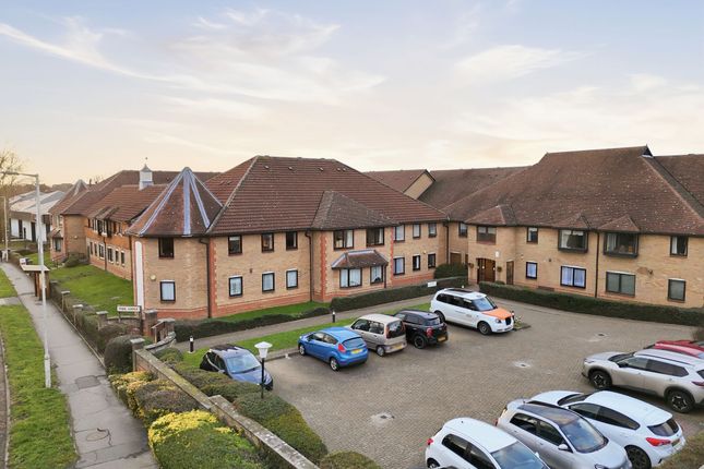2-bed house on 15 Park Lodge Queens Park Avenue, Billericay, £275,000