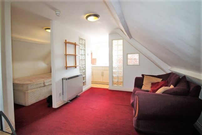 1 Bed Flat To Rent In New Bridge Street Exeter Ex4 Zoopla