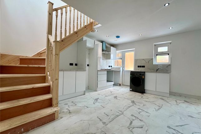 27, Wilmot Drive, West Midlands photo 2
