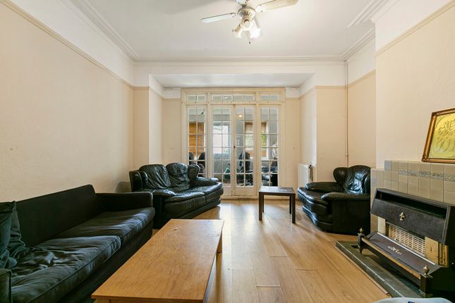 1, Rosedene Avenue, London photo 2