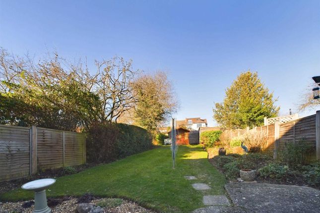 Semi-detached house for sale in Seymour Park Road, Marlow - No Upper Chain
