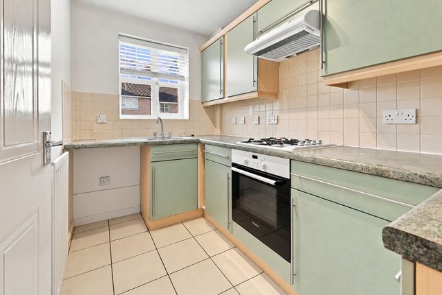 17, Grosvenor Road, Rayleigh photo 3