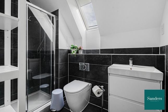 11, Fleming Close, Ascot photo 4