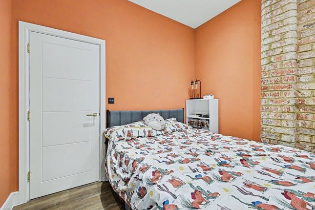 Flat 23, The Hawkins Building, 2, Dunster Street, Northamptonshire photo 4