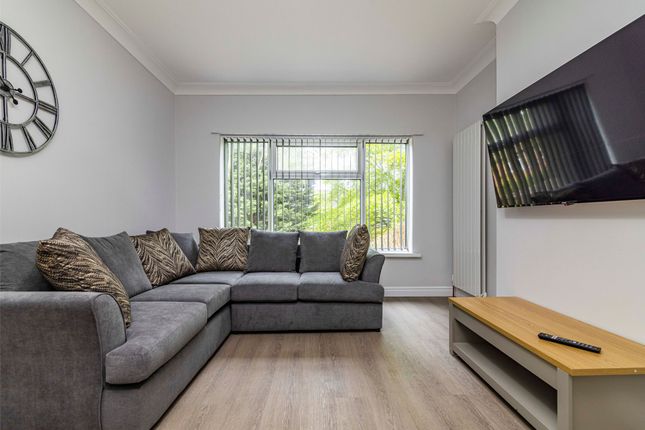 70 Rolleston Drive, Nottingham photo 4