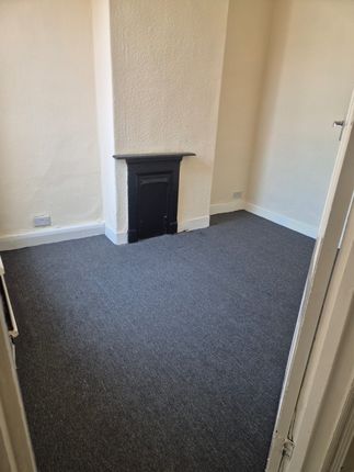 28, Gloucester Street, Barrow-in-Furness photo 4