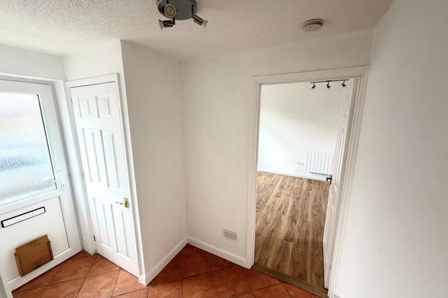 31 Drake Close, Stowmarket photo 2