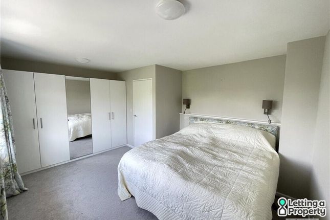 8, Wolvesey Terrace, Winchester photo 5