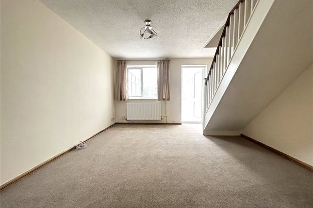 124, The Old Common, Stroud photo 3