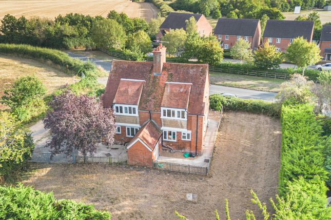 1 and 2 Kings Farm Cottages, Blakes Road, Wargrave photo 2