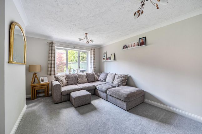 22, Wolvesey Place, Valley Park photo 2