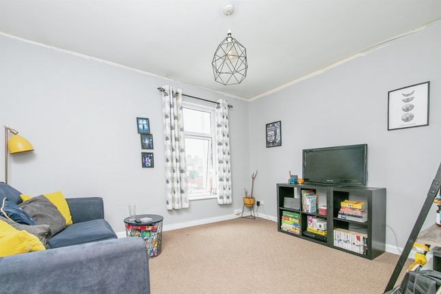 Thumbnail Flat for sale in Cauldwell Hall Road, Ipswich