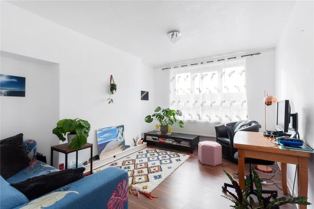 Thumbnail Flat for sale in Springfield, London