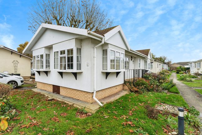 2-bed caravan on 8, New Orchard Park, Ely, £100,000